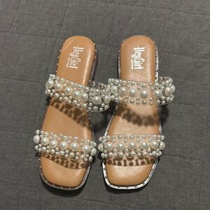 Pearl Embellished Tan Sandals